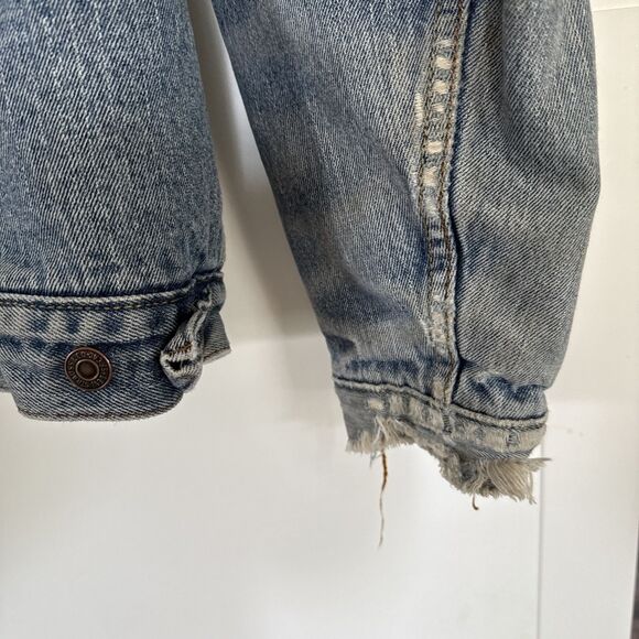 LEVIS Standard Trucker Sherpa Lined Denim Jacket 70520 Men’s SIZE M Distressed - Picture 11 of 11